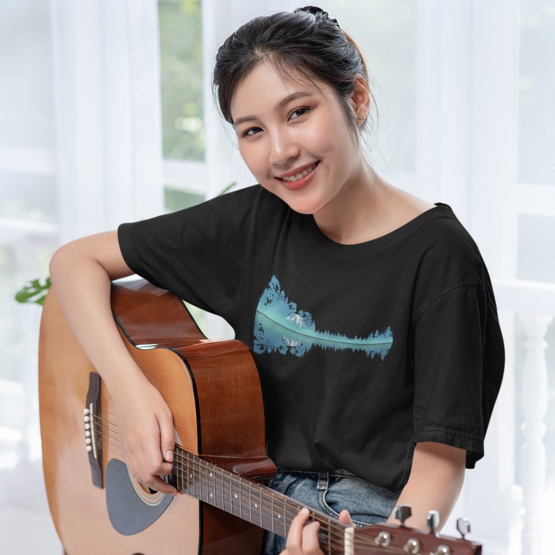 Cotton oversized t-shirt with Guitar Lake Landscape print