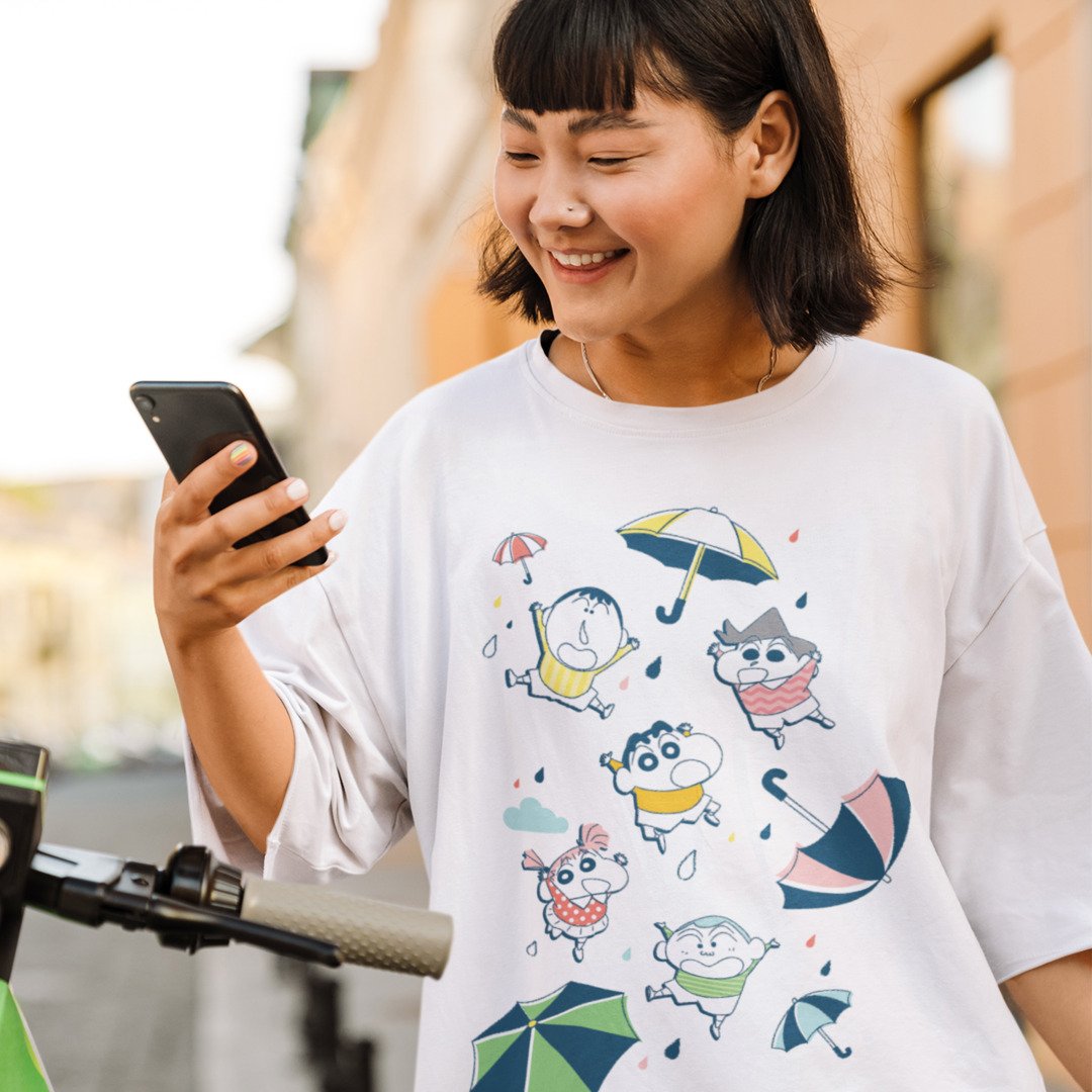 Rain, Umbrellas & Friends Unisex Oversized T-Shirt — White