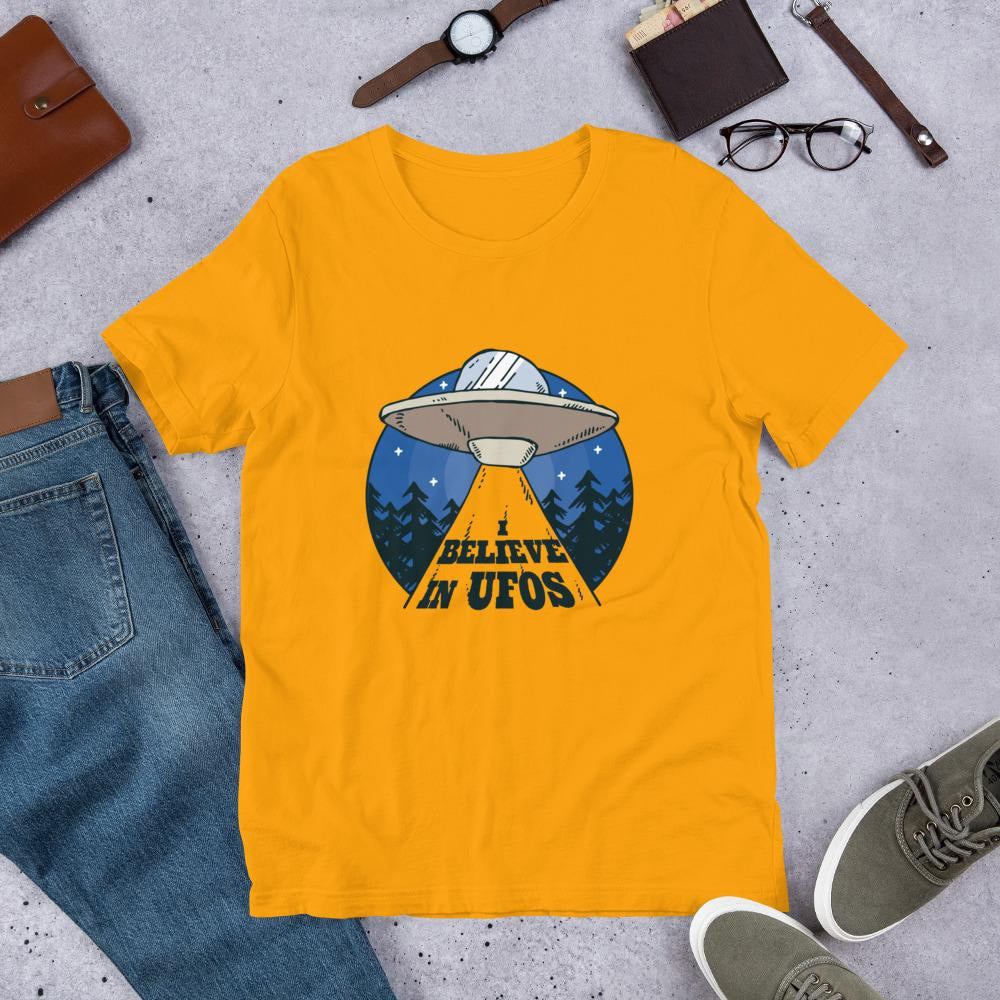 Alien spaceship graphic tee front view – Fourth Dimension Club